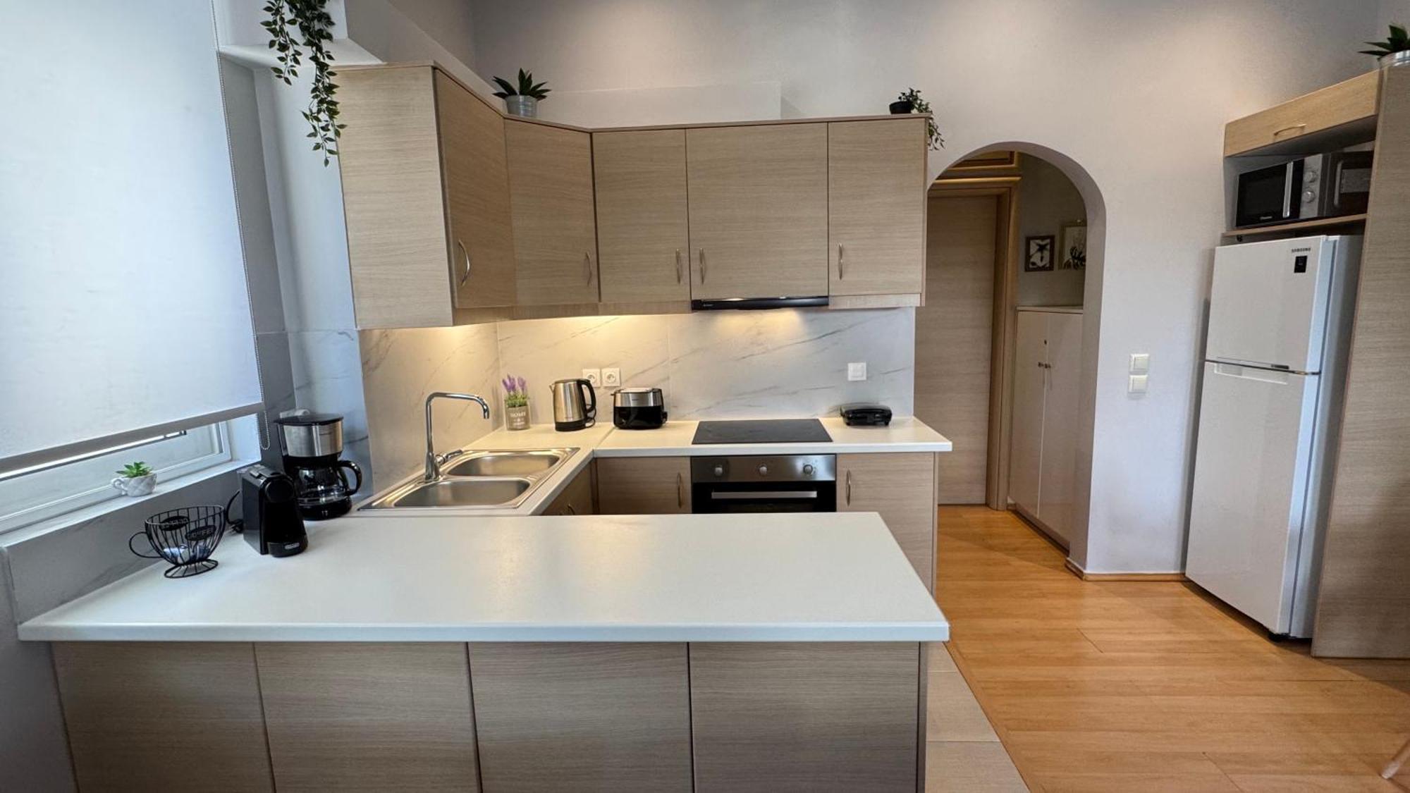 Elegant Glyfada Apartment-Private Garden-Near Metro Αθήνα Εξωτερικό φωτογραφία